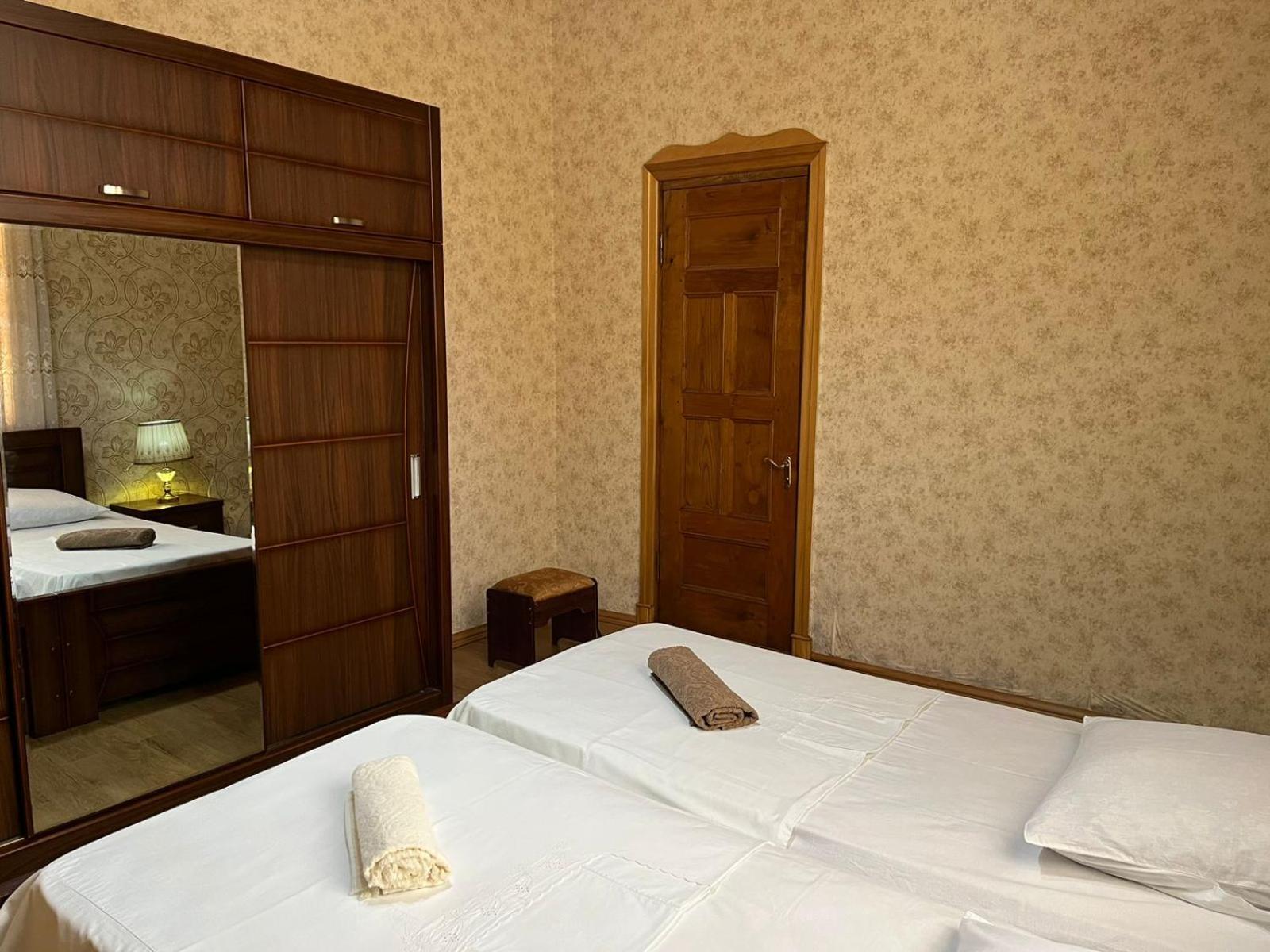 Guest House Levan II Dadiani Zugdidi Exterior photo